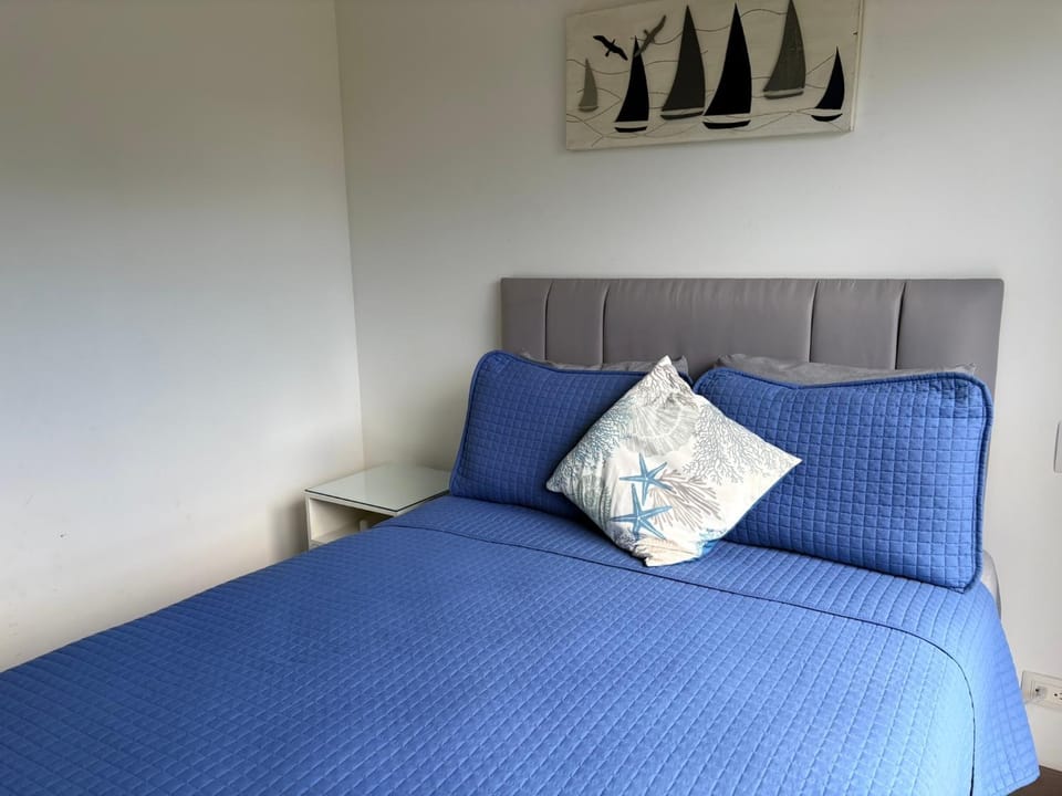 Modern Beach Apartment - Walk to Playa Mantas & Beach Club Access Apartment in Puntarenas Province