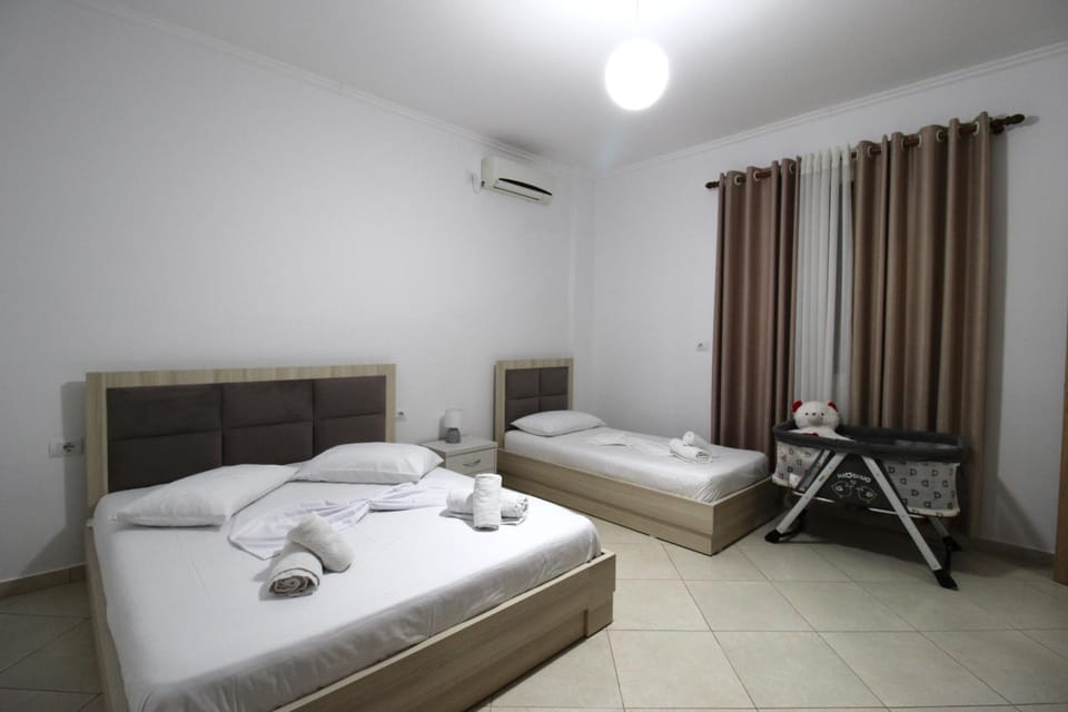 Bed, Bedroom, air conditioner