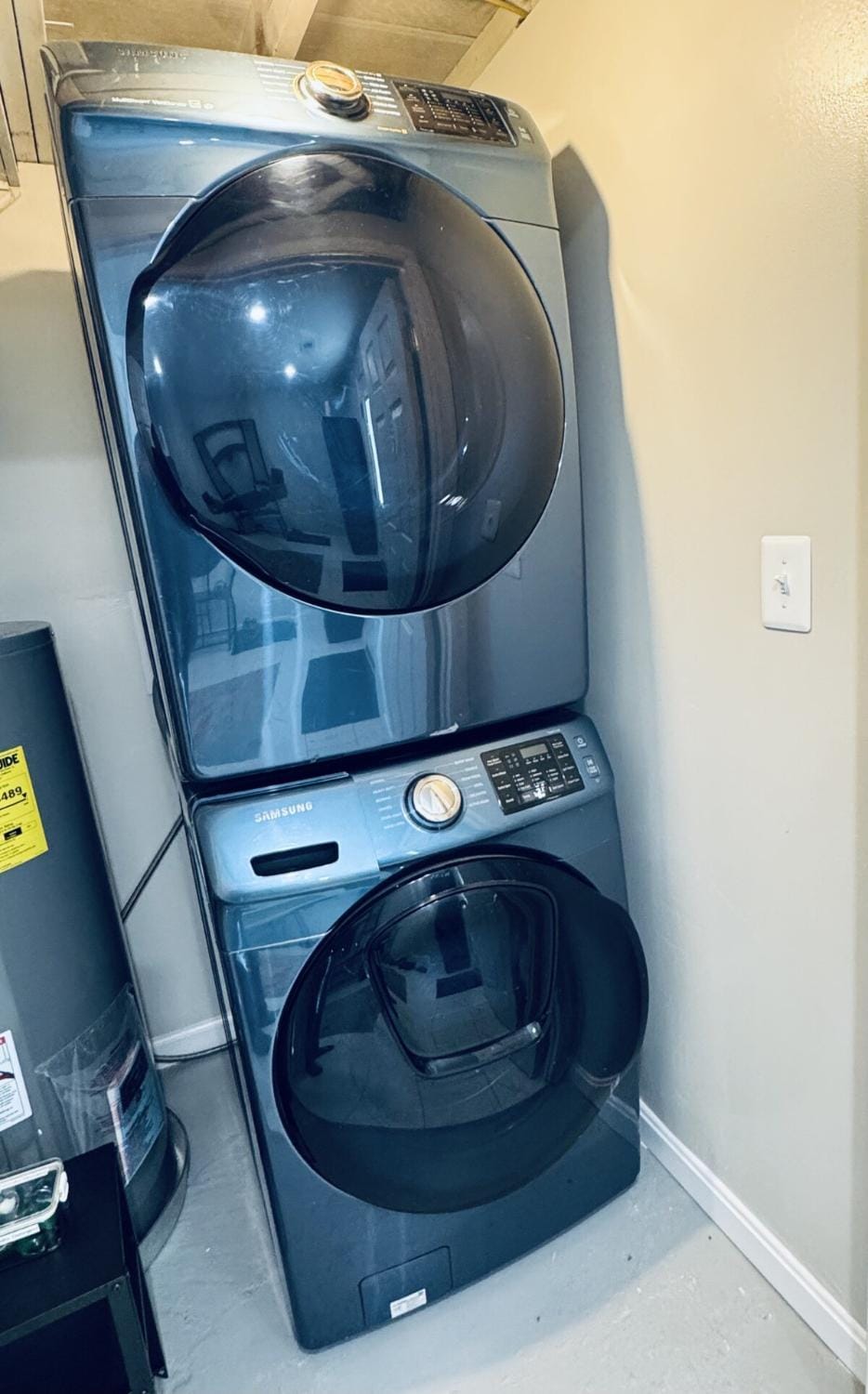 2 Bedroom Apt 5 min from Metro Pike n Rose Apartment in North Bethesda