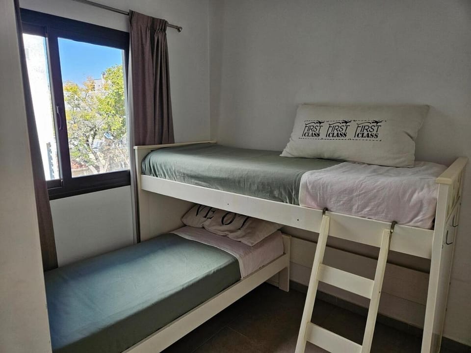 bunk bed
