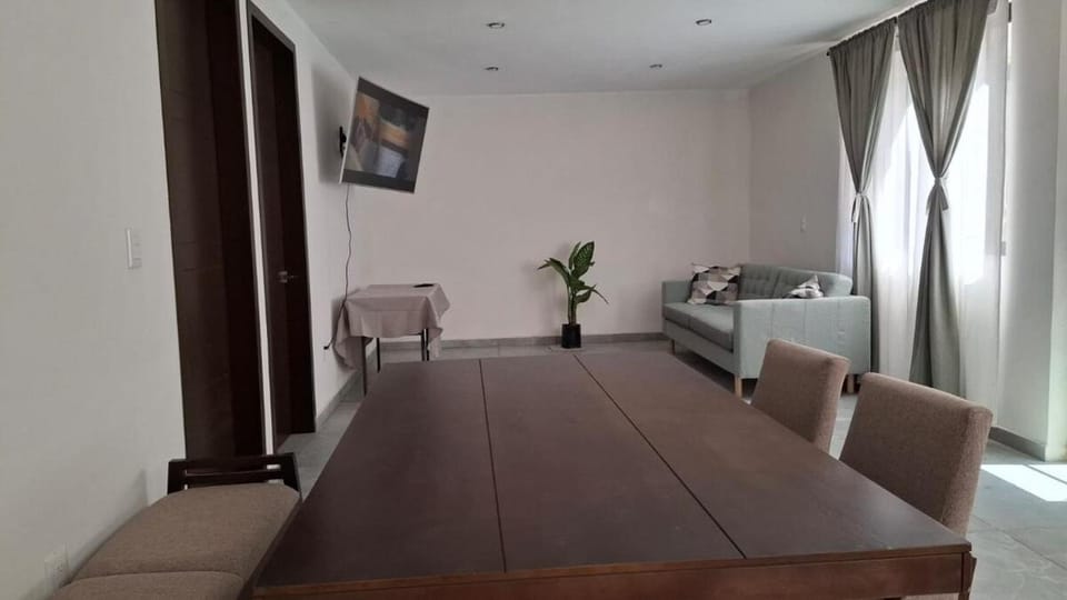 departamento compartido Aeropuerto-GNP Apartment in Mexico City
