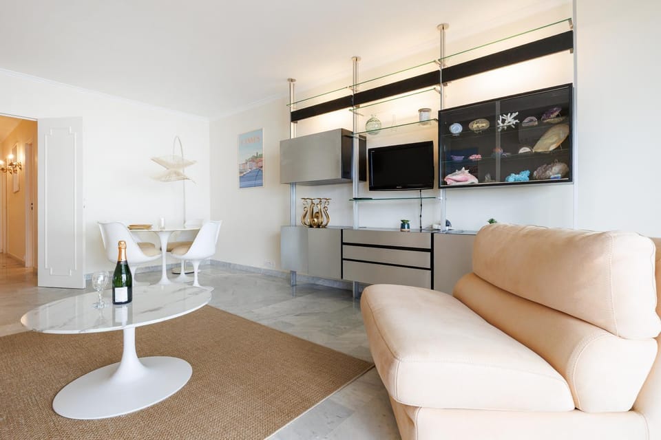 Fettolina YourHostHelper Apartment in Cannes