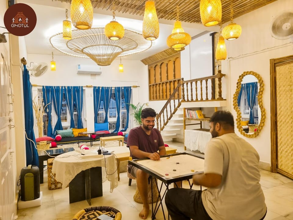 Communal lounge/ TV room