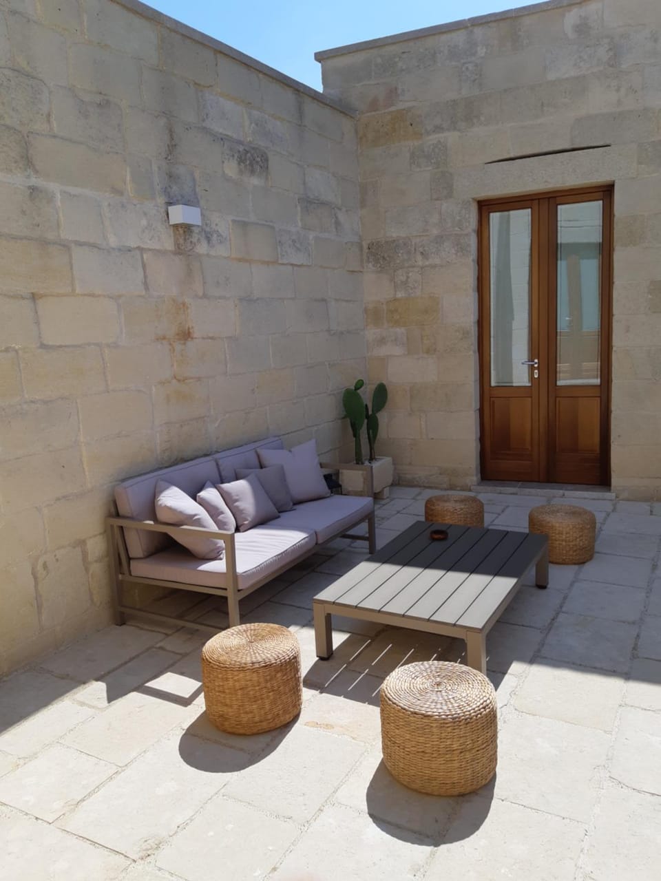 View (from property/room), Balcony/Terrace, Inner courtyard view