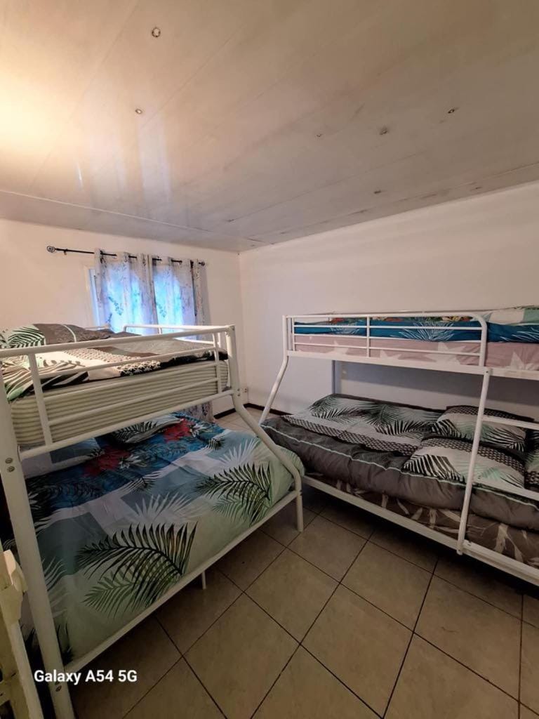 Ô refuge d'l'bourg House in Réunion
