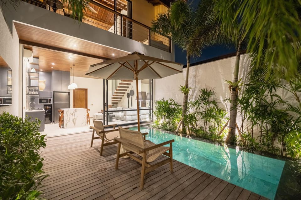 Property building, Balcony/Terrace, Swimming pool