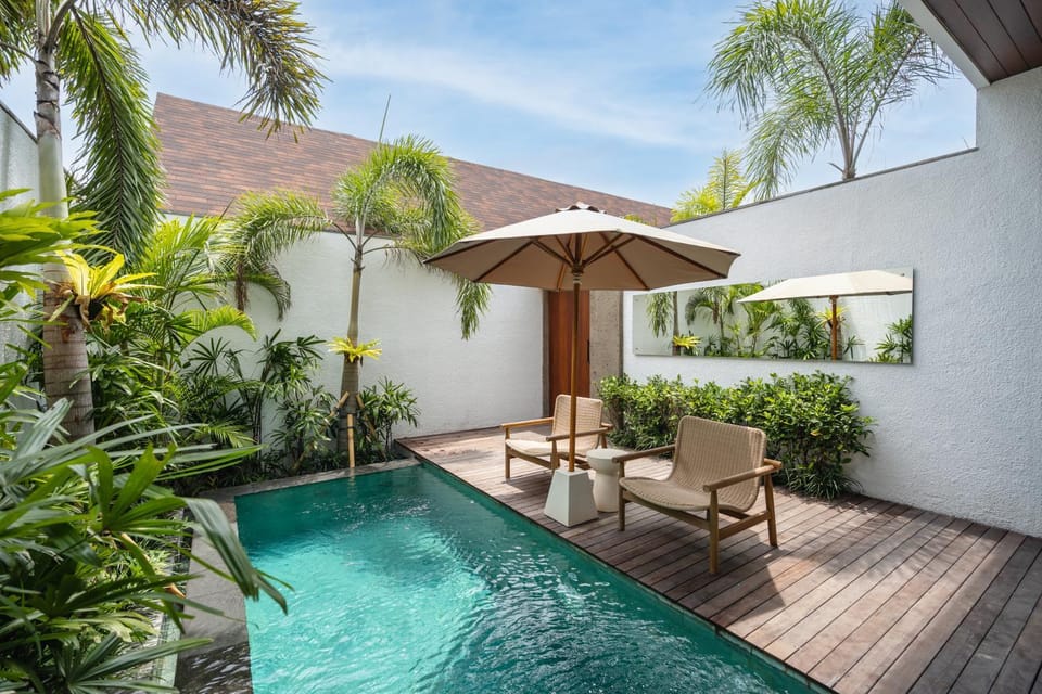 Balcony/Terrace, Pool view, Swimming pool