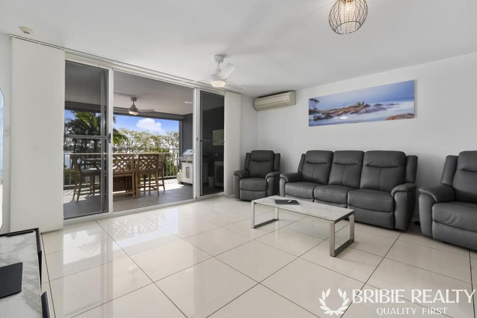 Balcony/Terrace, Living room
