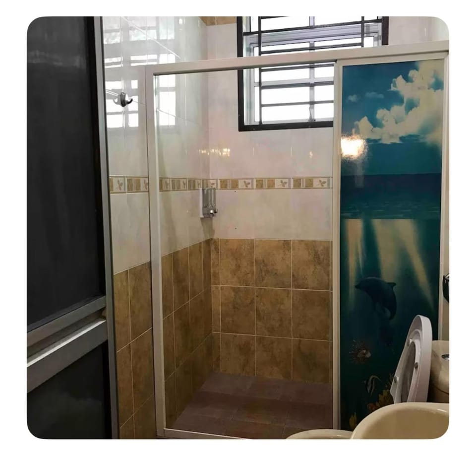 Semi D 4BR 1min to KSL & Holiday Plaza 8-10pax House in Johor Bahru