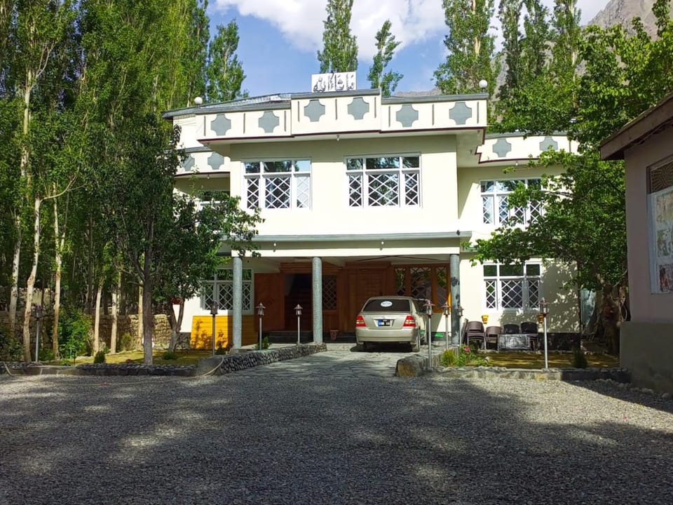 Property building, Parking