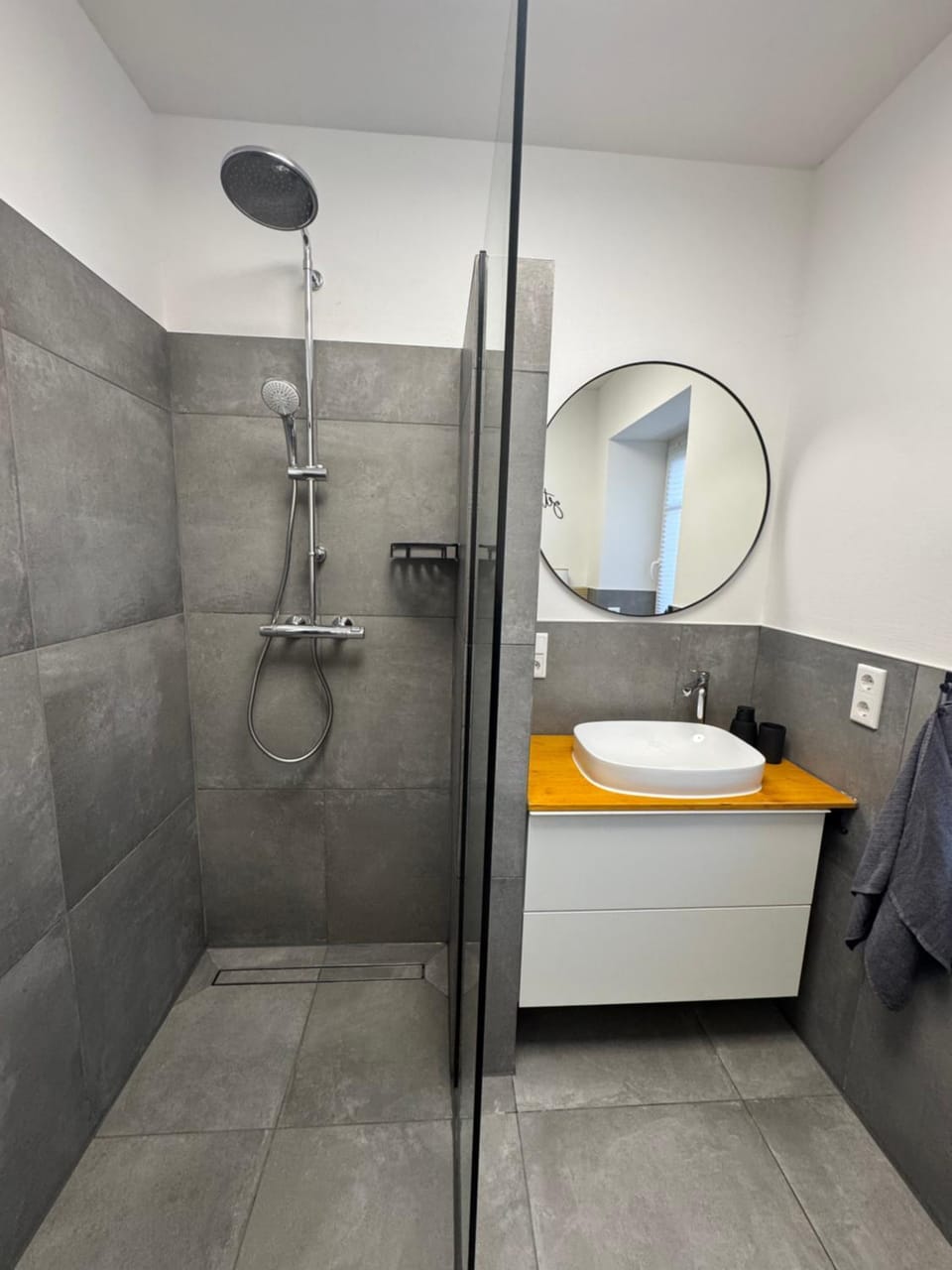Shower, Bathroom