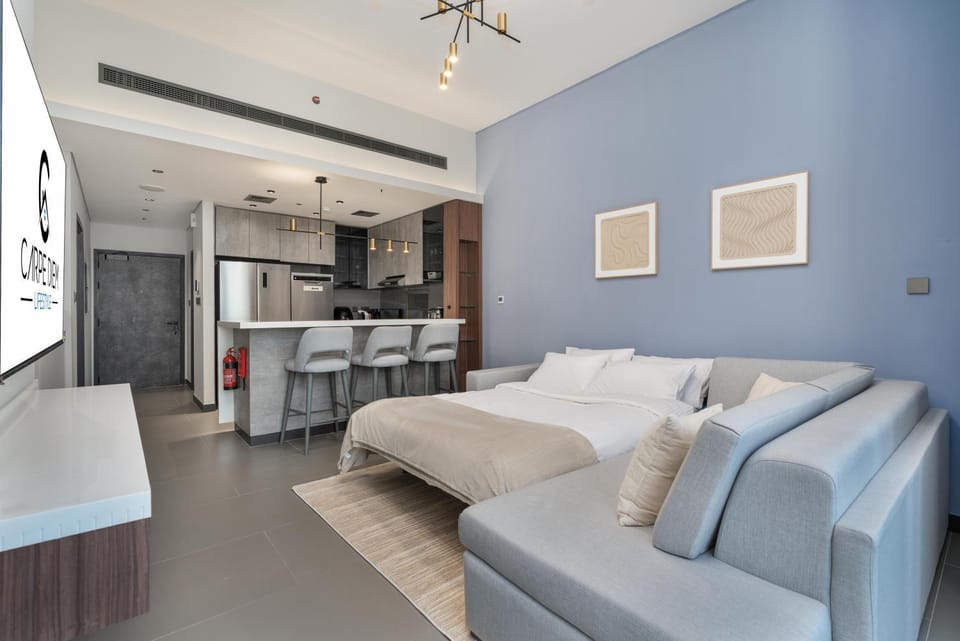 Bed, kitchen