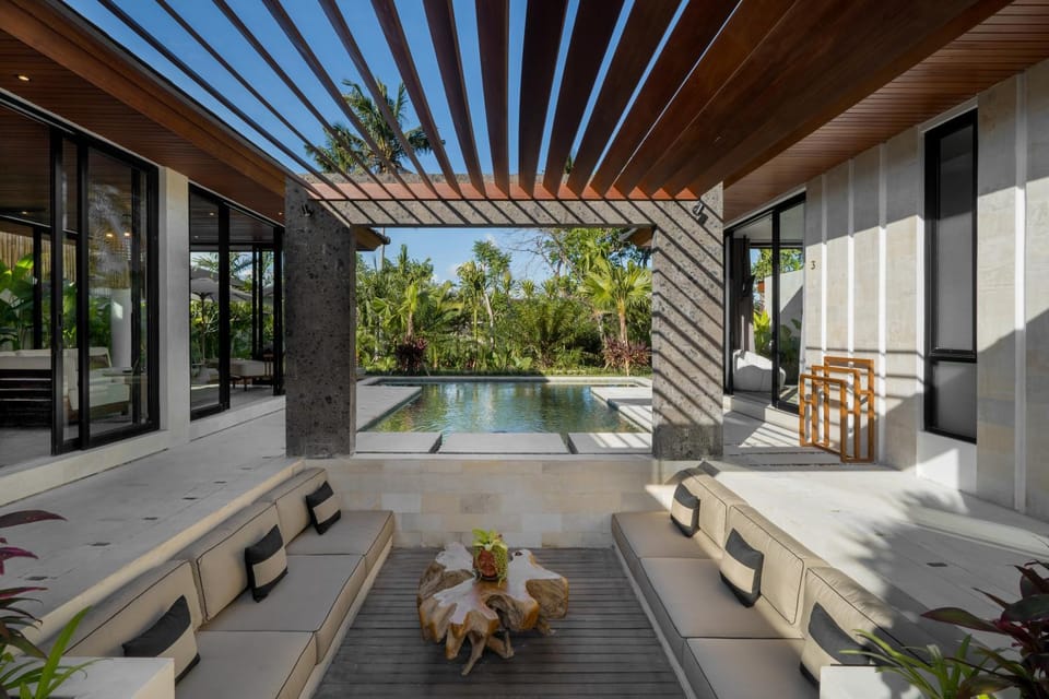 Seating area, Pool view, Swimming pool
