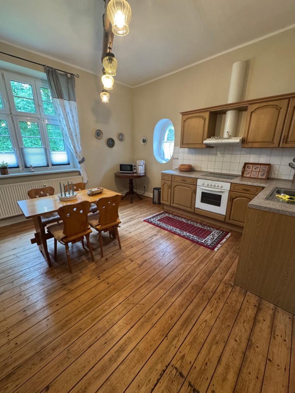 Kitchen or kitchenette, stove, kitchen, kitchen