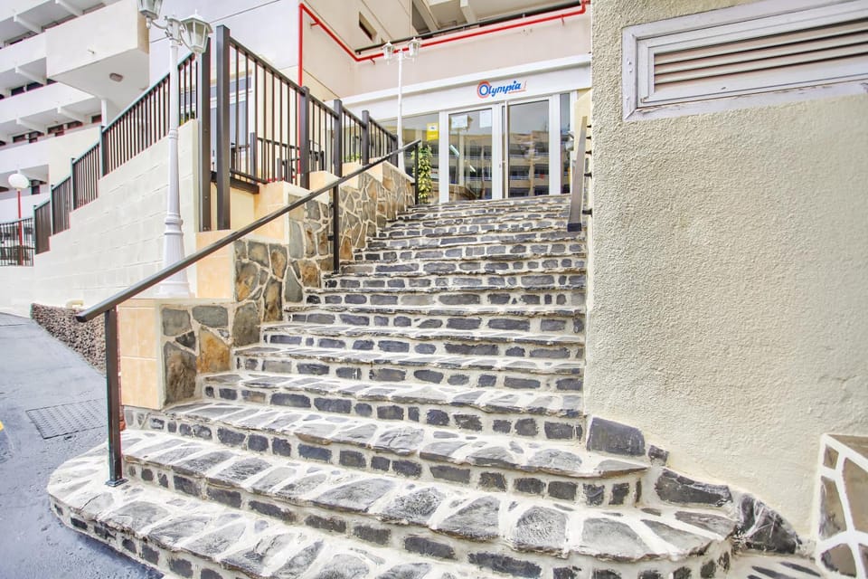 Sea Views Modern Estudio Olimpia near the beach Costa Adeje Apartment in Costa Adeje
