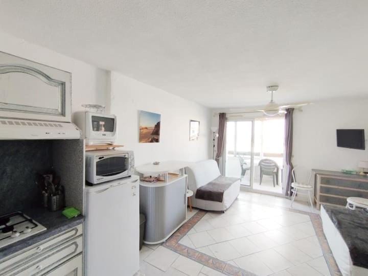 Reflet du Sud - 4pers - Piscine - Tennis - Ile des pecheurs - Plage - Histoire de cles Apartment in Agde