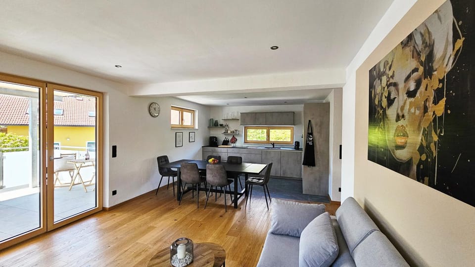 Kitchen or kitchenette, Living room, Dining area