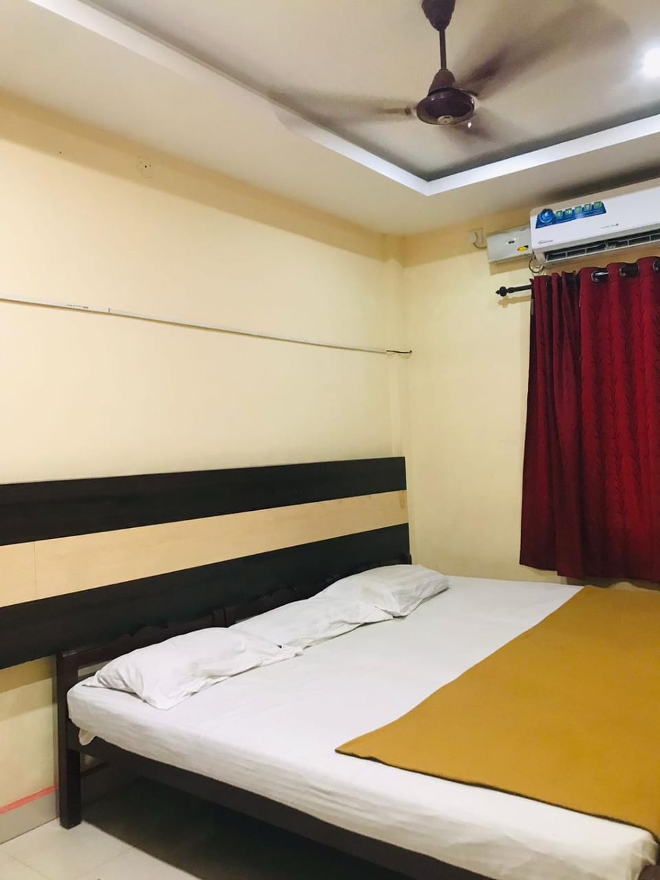 Crown Palace Tourist Home Hotel in Kochi