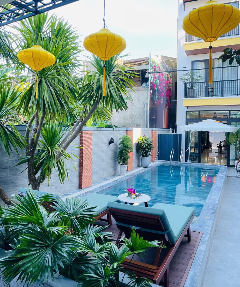 Property building, Swimming pool