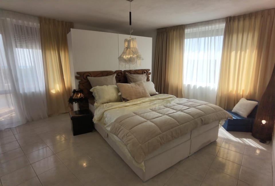 Balcony/Terrace, Bedroom