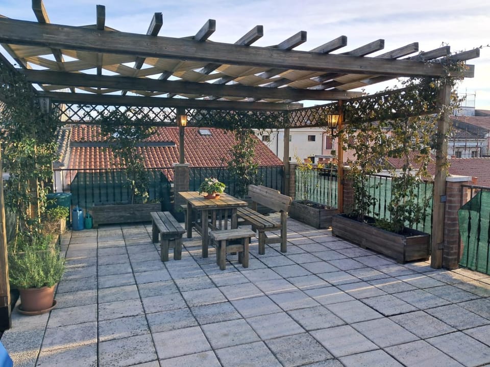 Property building, View (from property/room), Balcony/Terrace, Balcony/Terrace, Dining area