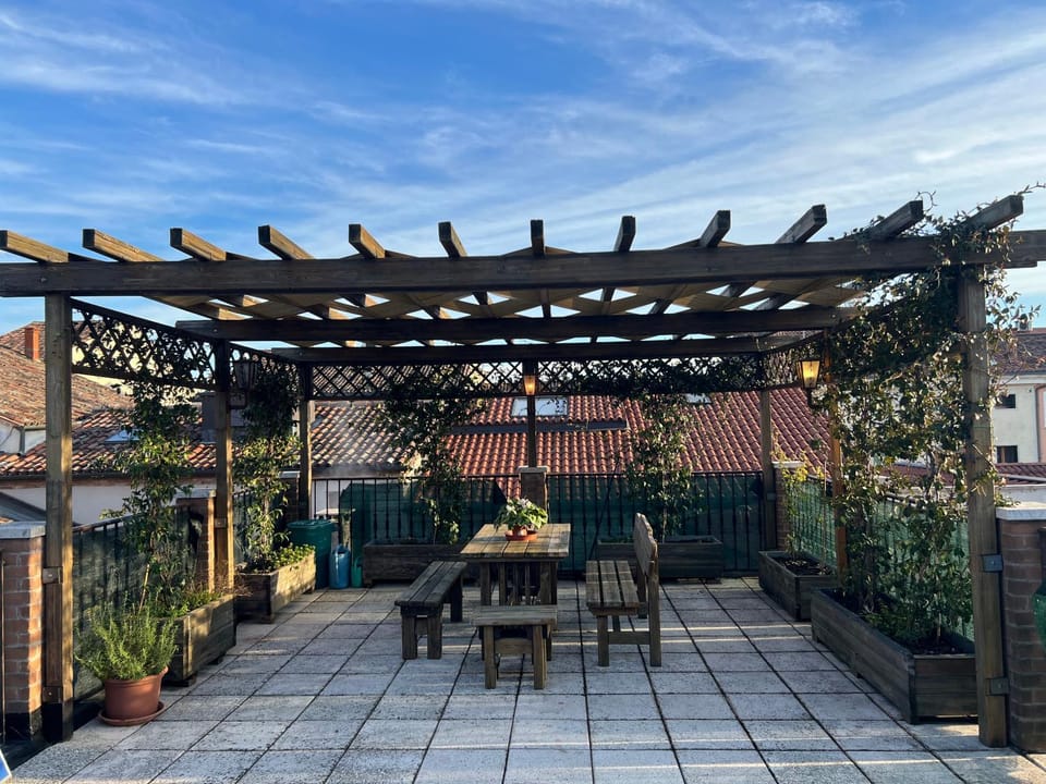 Day, View (from property/room), Balcony/Terrace, Balcony/Terrace, Dining area, City view