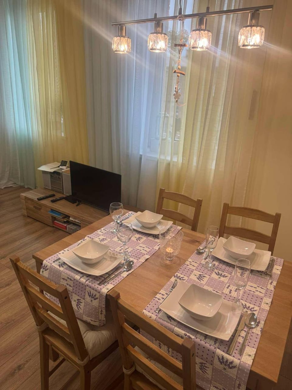 Living room, Dining area