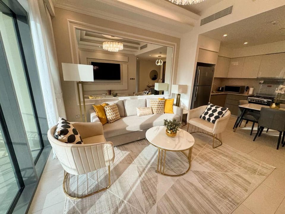 TV and multimedia, Dining area