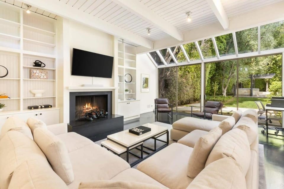 Malibu Reserve by Stay Awhile Villas Villa in Malibu