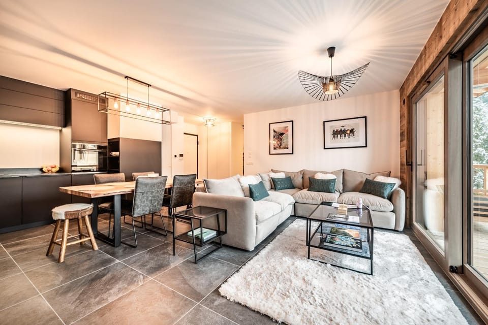 Kitchen or kitchenette, Living room, Seating area, Dining area, oven, stove