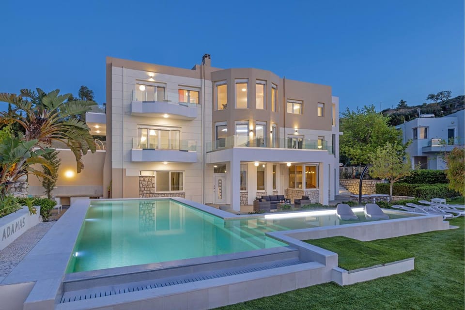 Property building, Swimming pool