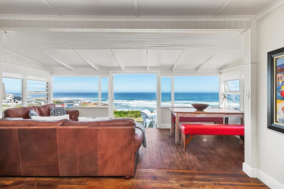 Living room, Seating area, Dining area, Sea view