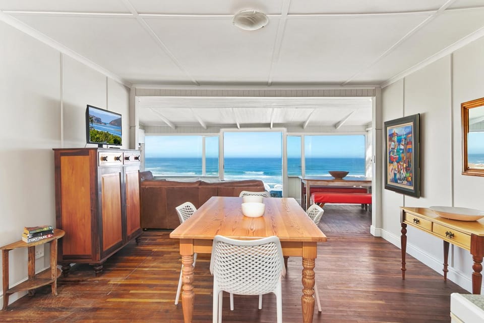 TV and multimedia, Dining area, Sea view