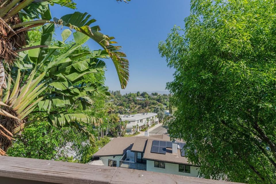 Mulholland Drive with Spa & Game Room House in Studio City