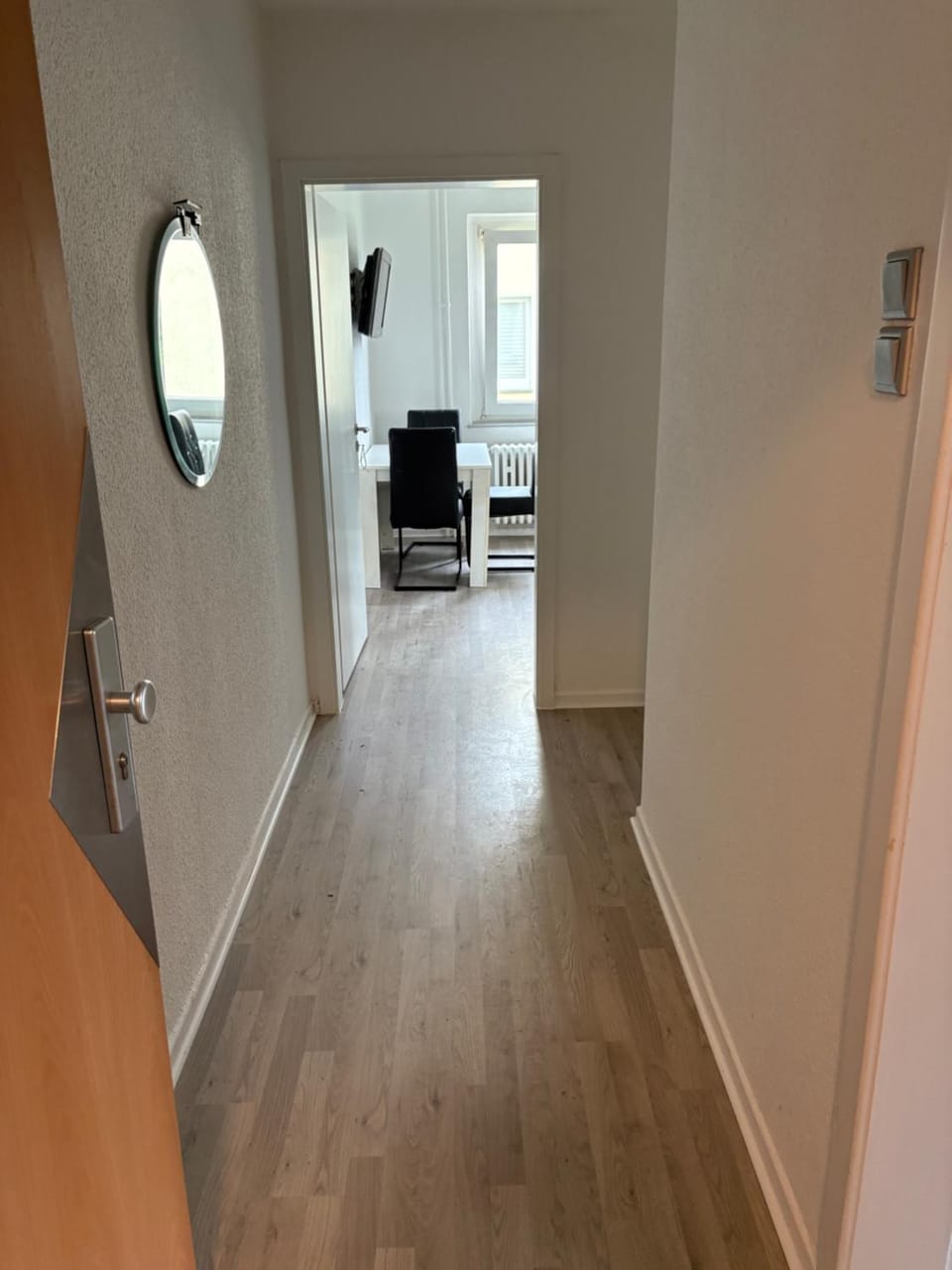 Red Dot Apartment Albert Apartment in North Rhine-Westphalia