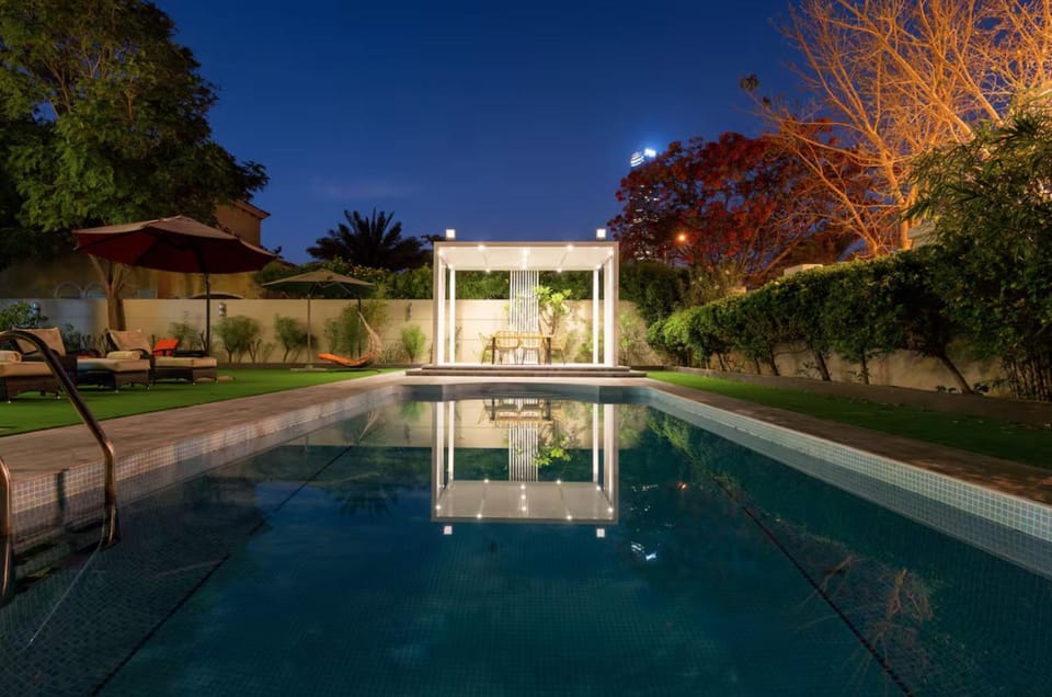 Garden, Dining area, Garden view, Pool view, Swimming pool