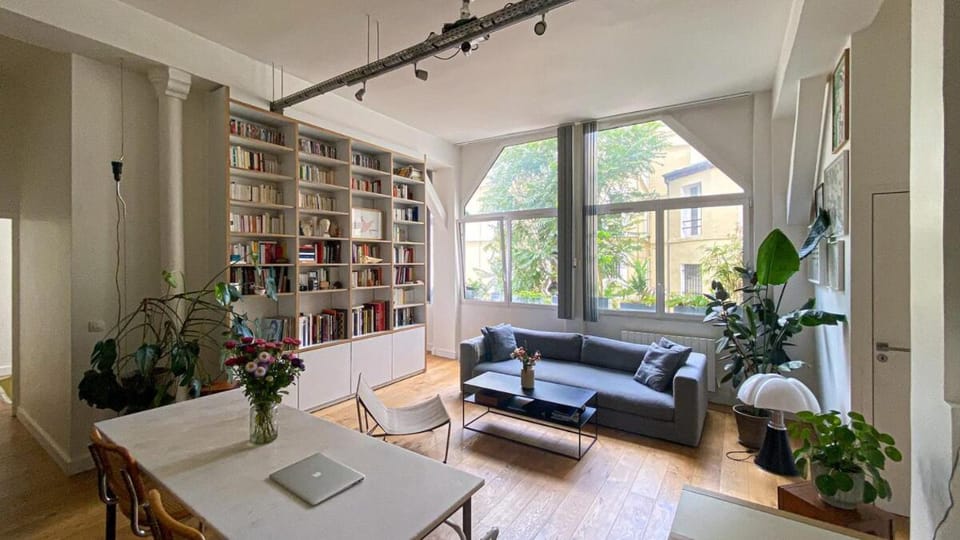 Quiet and bright loft Apartment in Paris