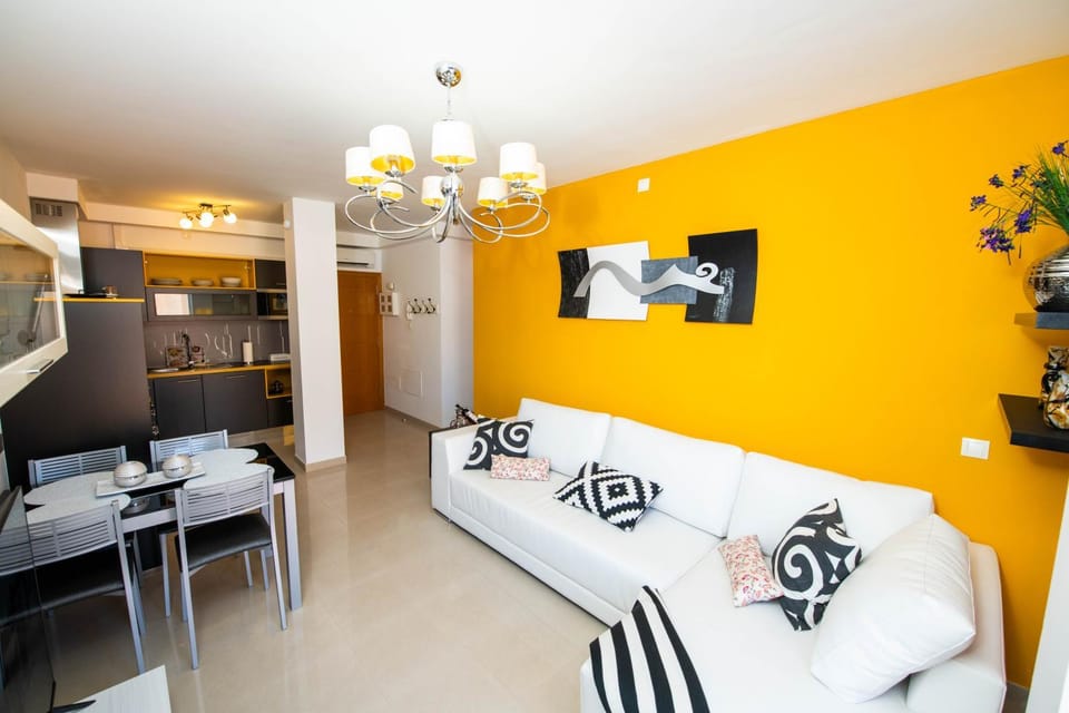 La Rosa Apartment in Maxorata