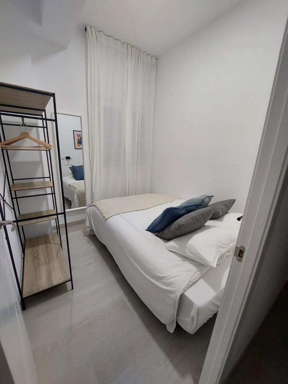 GZ16 Apt 2 room Chamberí Argüelles Apartment in Madrid