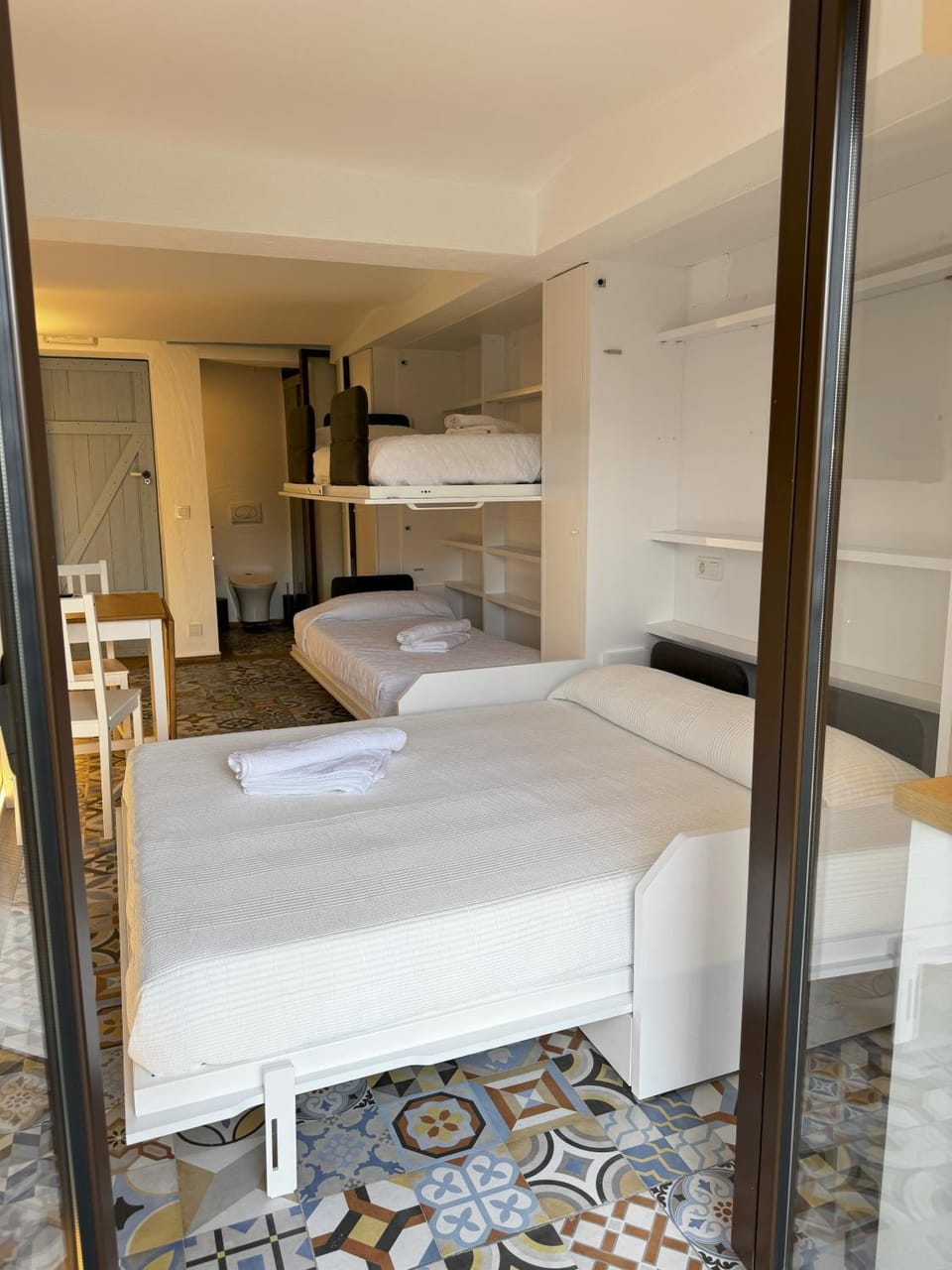 Bed, Bathroom, Photo of the whole room, bunk bed