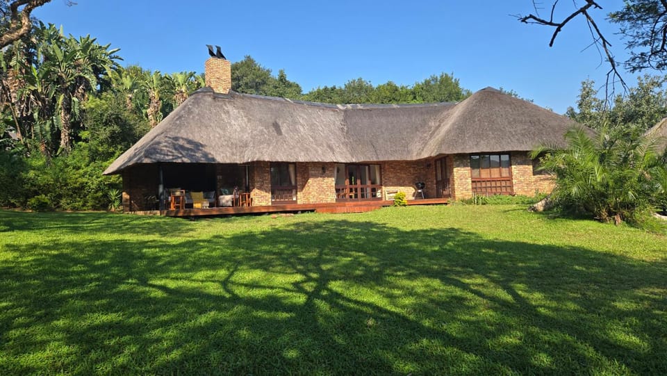Property building, Garden view