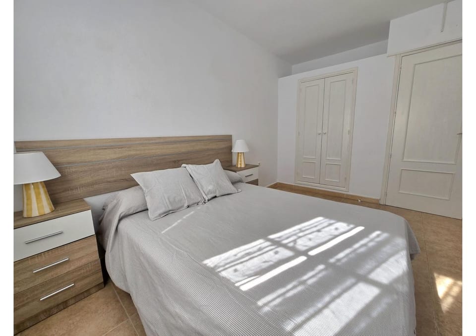 Bed, Bedroom, wardrobe