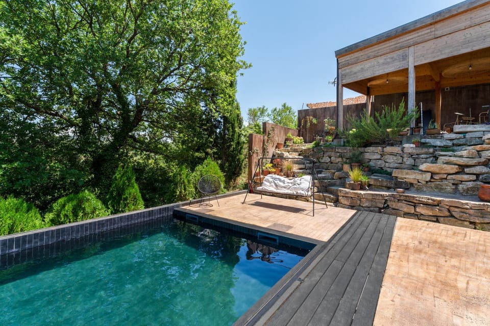 Property building, Swimming pool