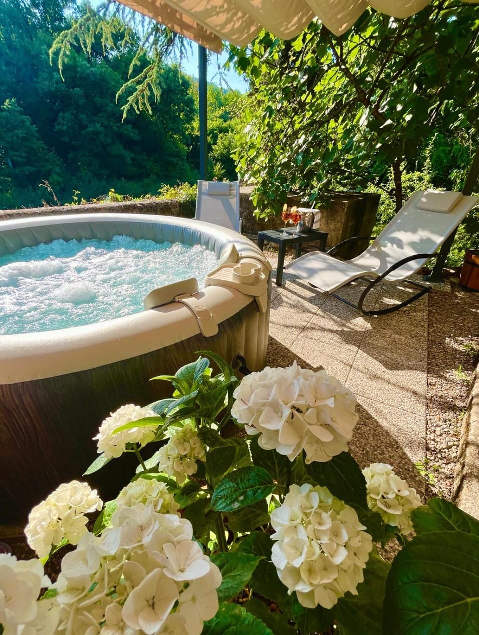 Hot Tub, sunbed