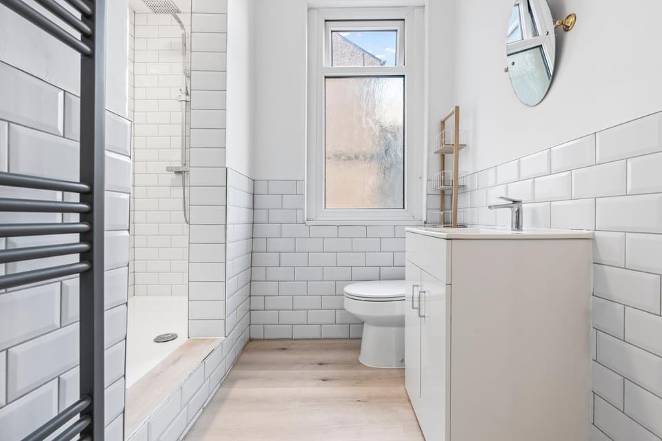 Toilet, Bathroom