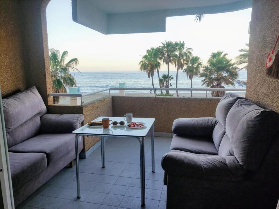 Garage Gratis y en la Playa Apartment in Almería