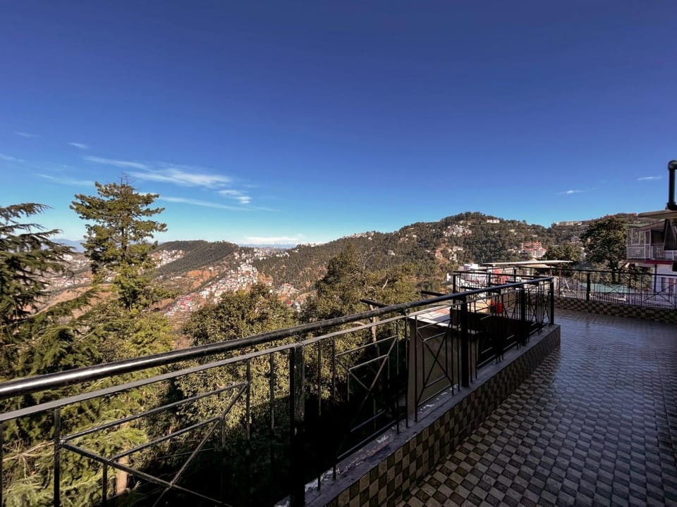 Nirvana Rooms near Mall Road Bed and Breakfast in Shimla
