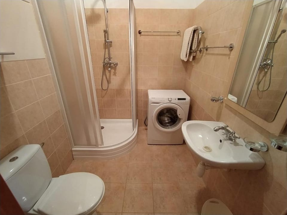 Spacious apartment in Jurmala Apartment in Jūrmala