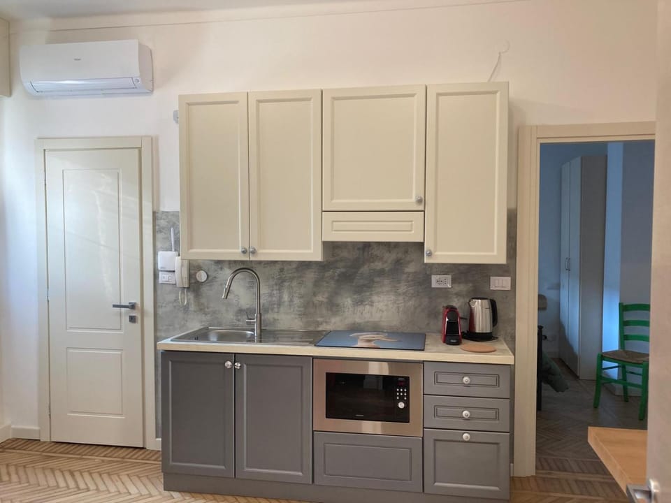 Aro's House Apartment in Cremona