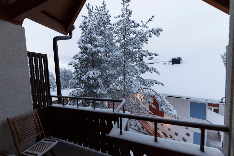 Day, Winter, Balcony/Terrace